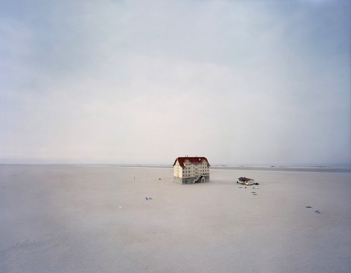 Thomas Wrede: Beach Hotel, 2008