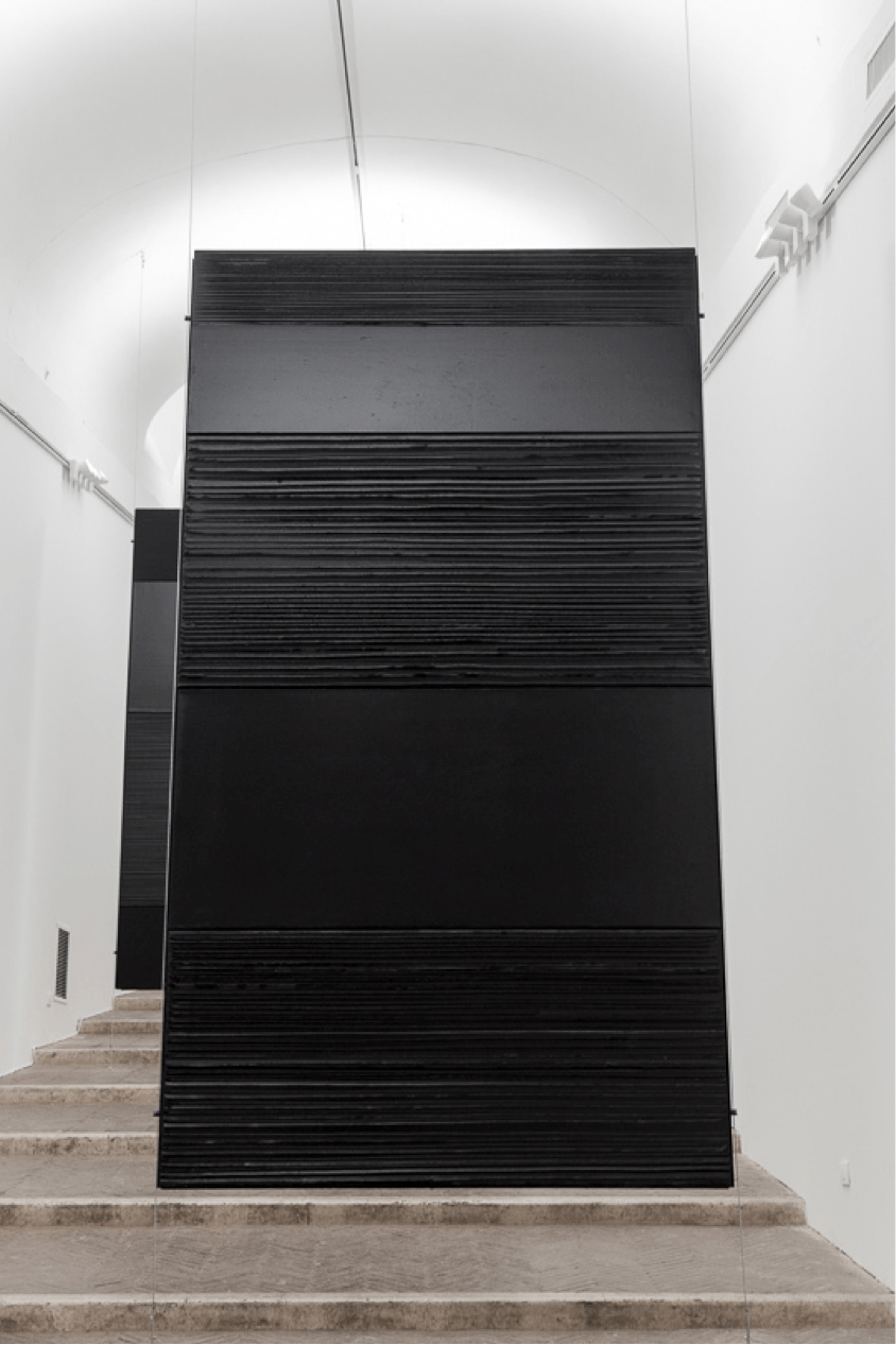 Pierre Soulages: Peinture 324 x 181 cm, 19 février 2005, 2005