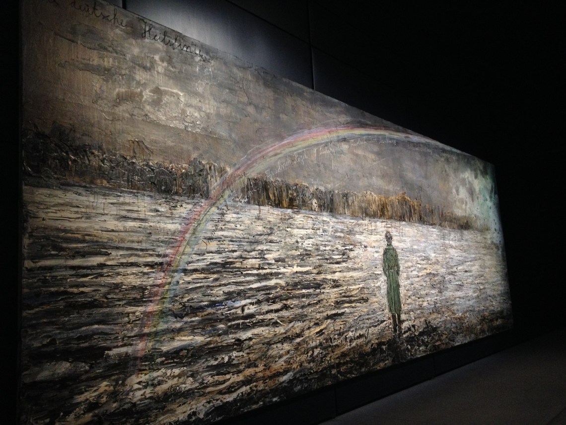 Anselm Kiefer: Die deutsche Heilslinie, 2012–2013, olaj, emulzió, viasz, homok, vászon, 380 × 1100 cm