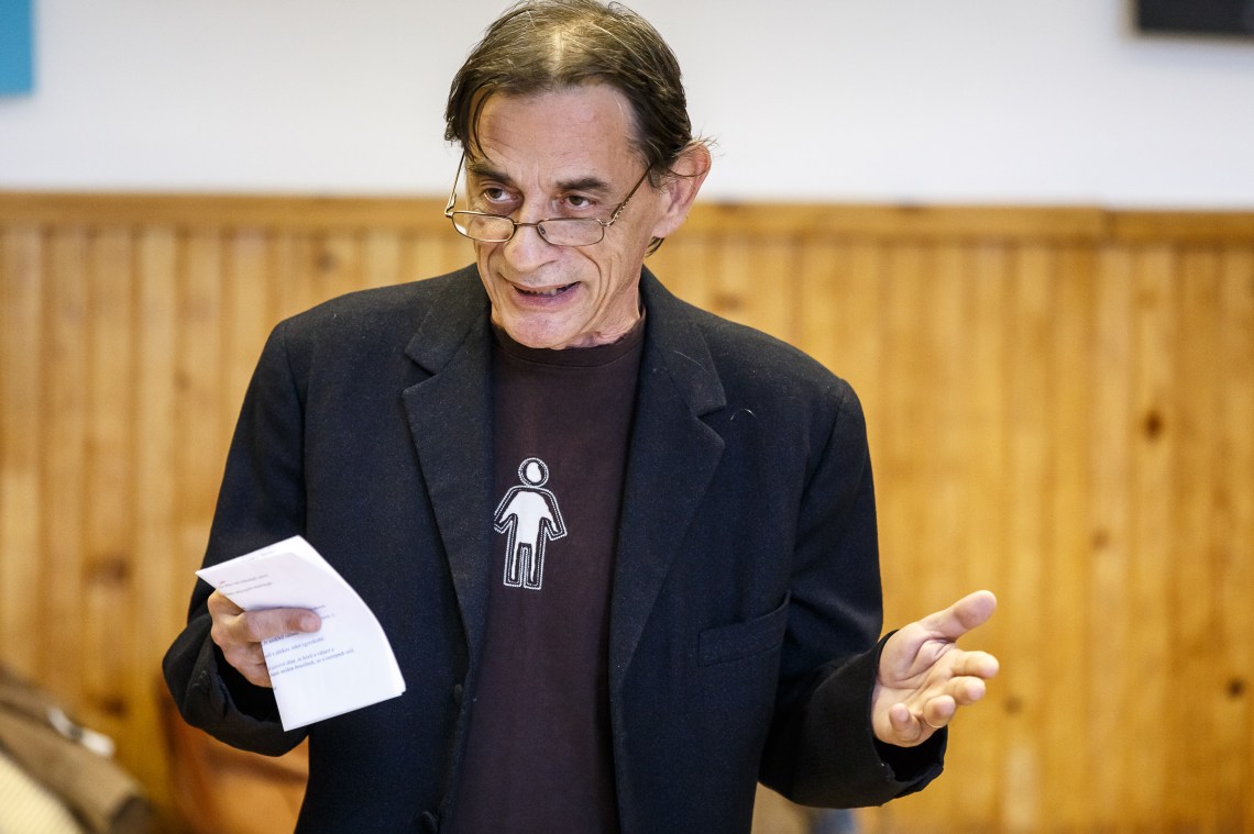 szocipoly_ea_02_domolky_daniel_PRINT_009