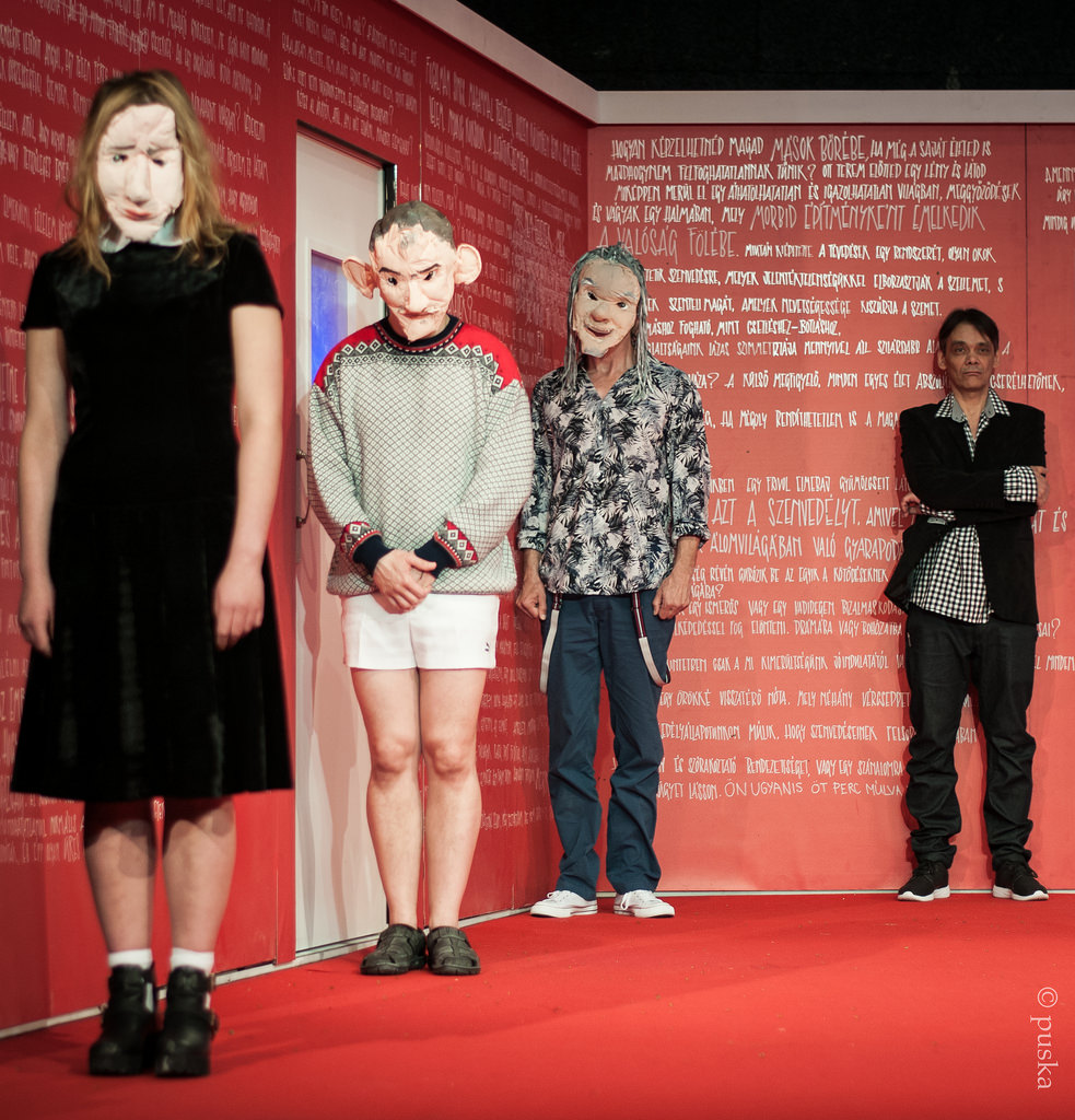 18110975988_91d10619de_b