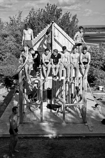 ordogkatlan.hu – Képek a Sztalker Csoporttól